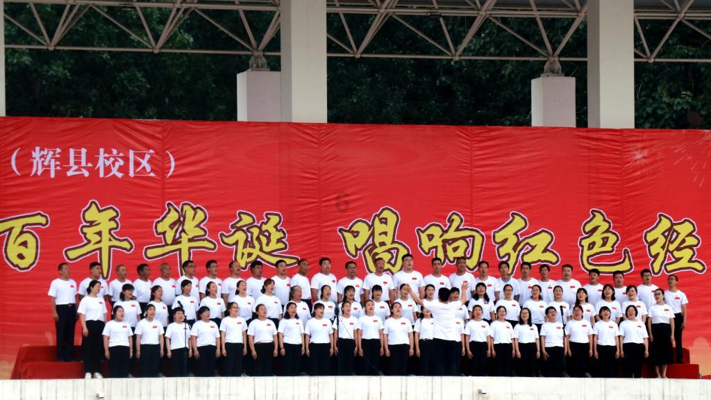 30秒|邻居如亲人 云南镇雄受灾地村民担当志愿者