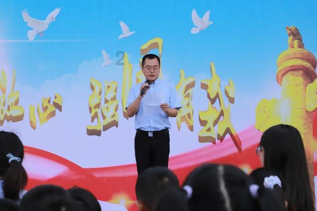 蓝色光标证代怒怼：易方达以钱为本，收益都是负数，博时稳健不稳健、中邮成长不成长！